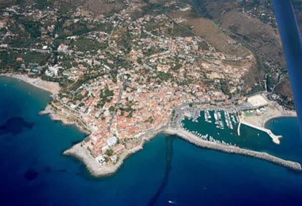 Hotel Baia Delle Sirene Marina di Camerota Exterior foto
